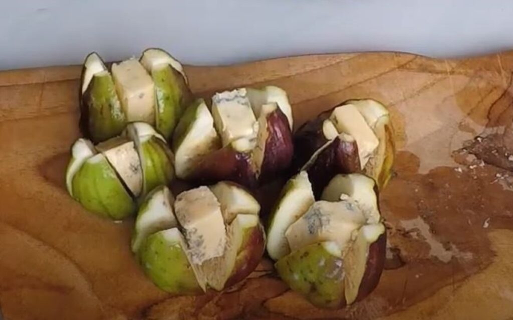 Figs with Blue Cheese
