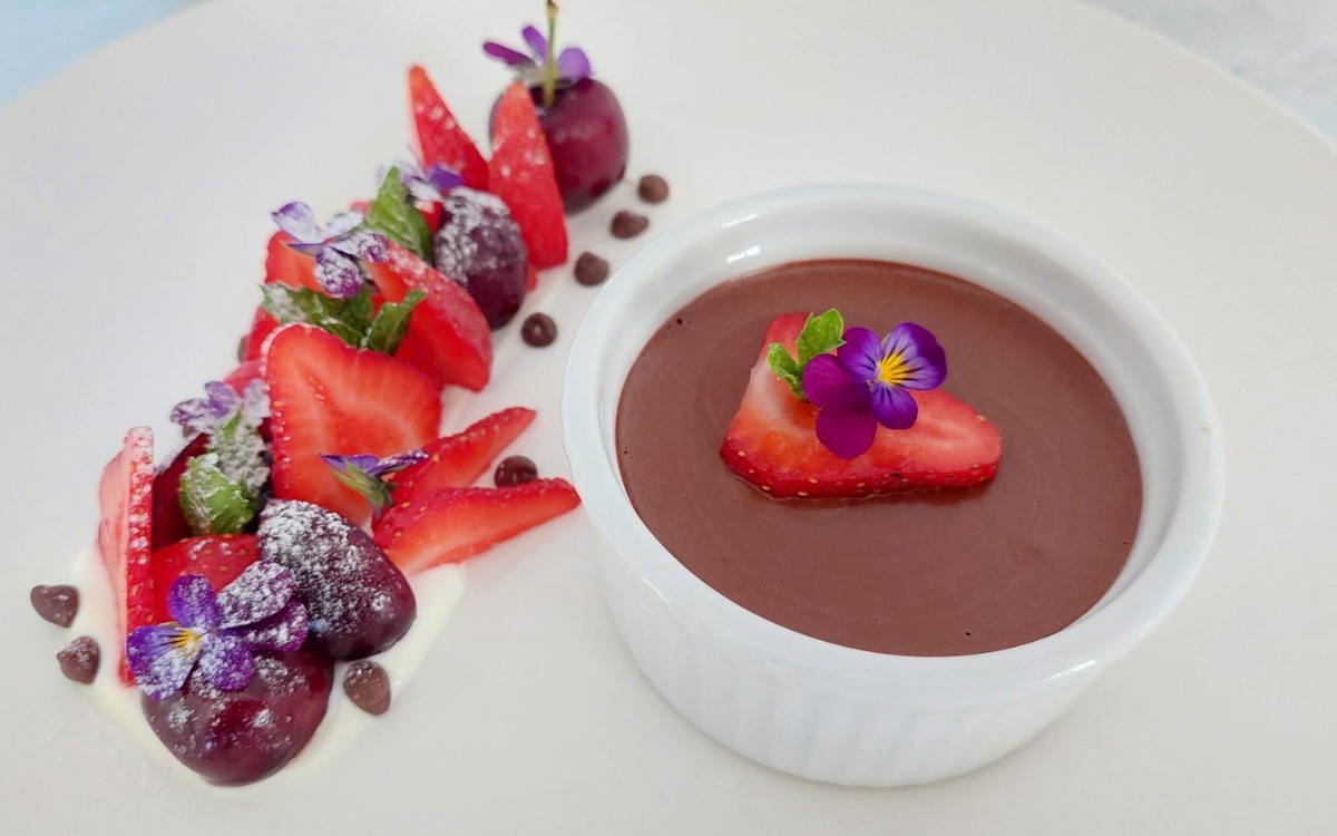 Insanely Good Chocolate Mousse