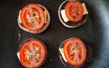 Seared Portobello Mushrooms with Brie and Tomato